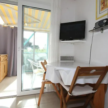 Balaruc-les-bains, 2 Pieces, 2 Personnes - Fr-1-553-108 Hotel